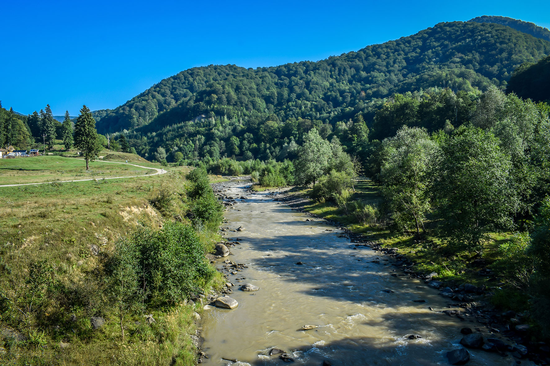 Peisaj Muntii Siriu