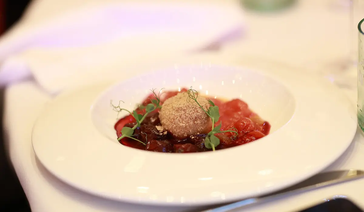 Gastronomia sustenabilă, ingredientul-cheie pentru sănătatea oamenilor și a planetei
