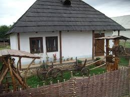 Universul ţărănesc de altădată, creat de un preot