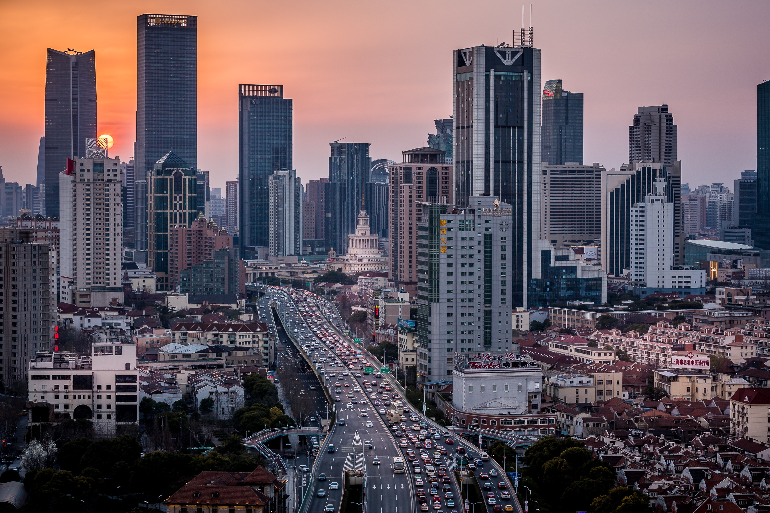 Turist în China multimilenară (X). Shanghai, un oraș cât o țară
