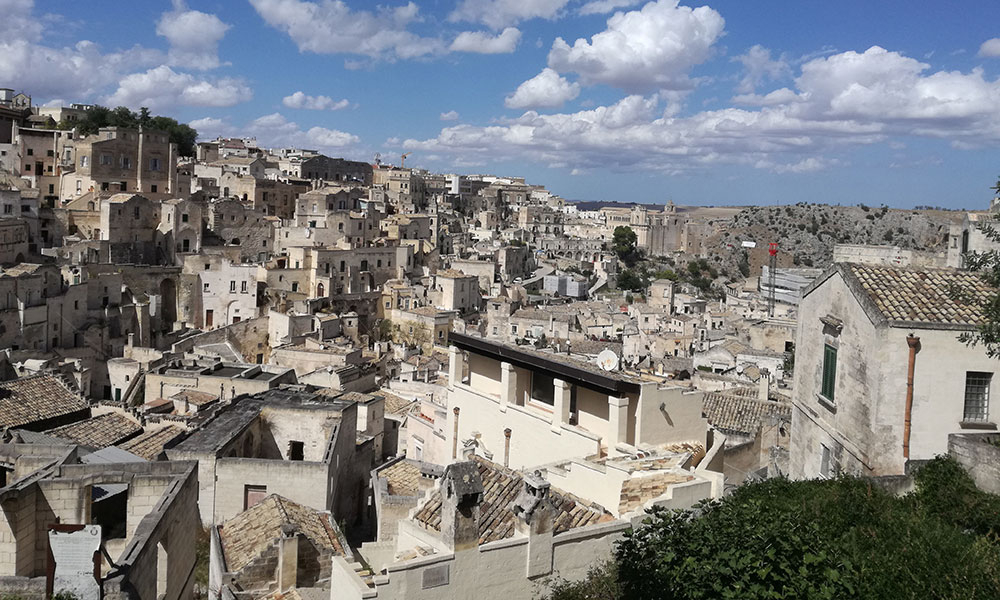 Matera, tărâmul speranței de sub stânci