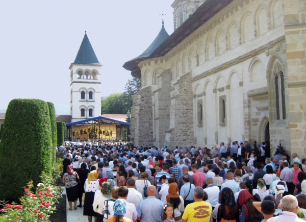 Pe 15 august Bucovina devine loc de pelerinaj
