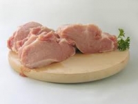 ANSVSA recomandă consumatorilor să cumpere carne de porc numai din locuri autorizate şi supravegheate sanitar veterinar