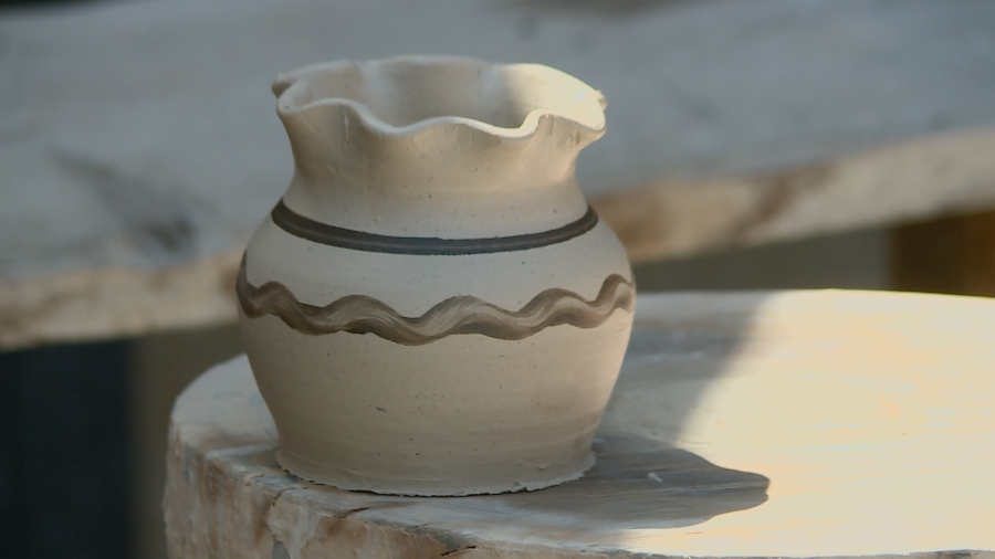 Ceramica albă din Bihor, unică în Europa, pe cale de dispariție