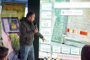 Climate FieldView marchează o premieră pentru Europa: primul eveniment de recoltare publică live